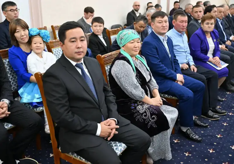 Североказахстанские аграрии снова на высоте: чествование Мурата Каражуманова (4)