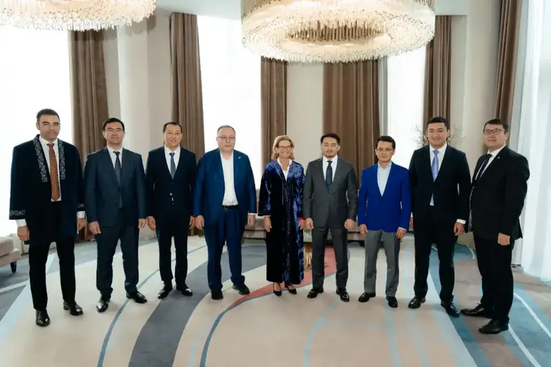 Генеральный секретарь Международного союза электросвязи Дорин Богдан-Мартин посетила Казахстан (8)