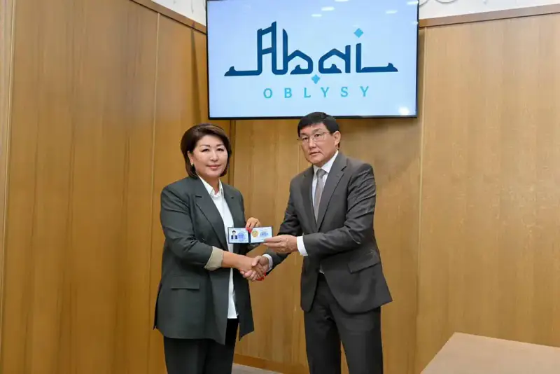 Аким области представил нового акима города Семей (4)