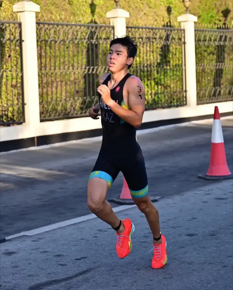 Астанчанин Рамазан Айнегов завоевал серебряную медаль на Азиатских играх (2)