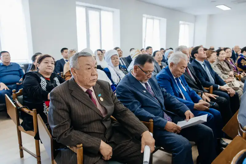 В Атырау обсудили направления развития искусственного интеллекта и цифровизации (9)