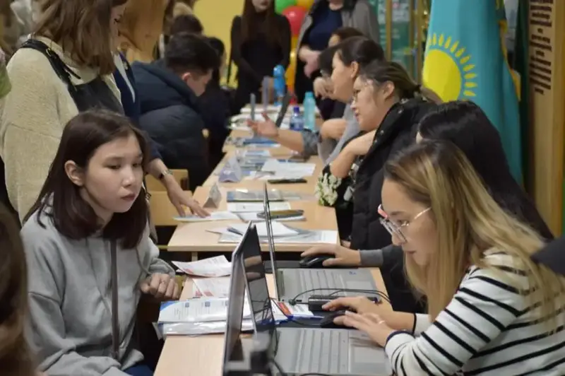 Гранты, практика, новые рабочие места: какую работу по содействию занятости населения ведут в Астане (4)