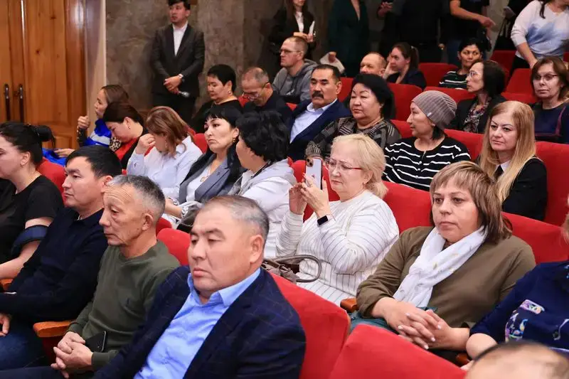 Ермаганбет Булекпаев встретился с жителями Темиртау (4)