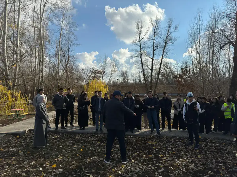 Экологическая акция в Уральске: волонтёры объединяются для формирования культуры заботы об окружающей среде Астане