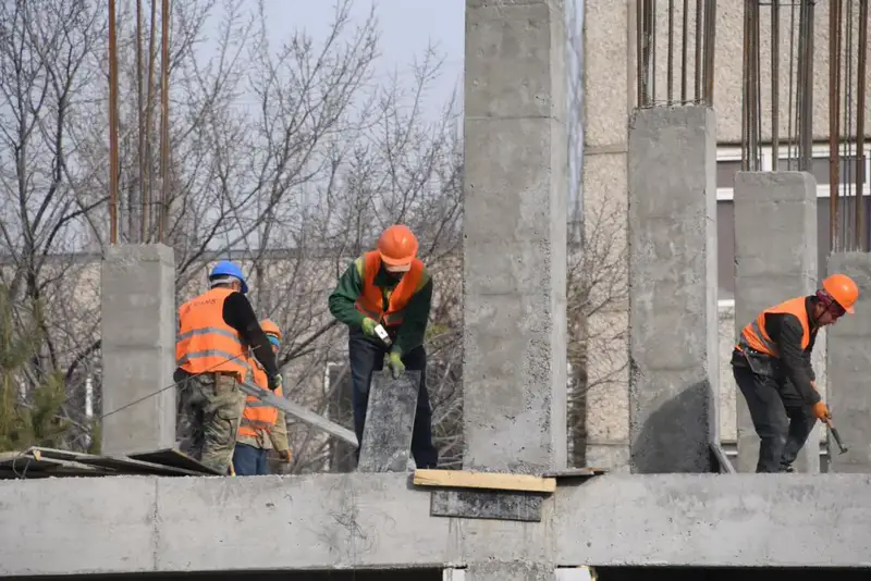 Административные штрафы и лишение строительных лицензий: алматинских подрядчиков наказали за нарушения (2)