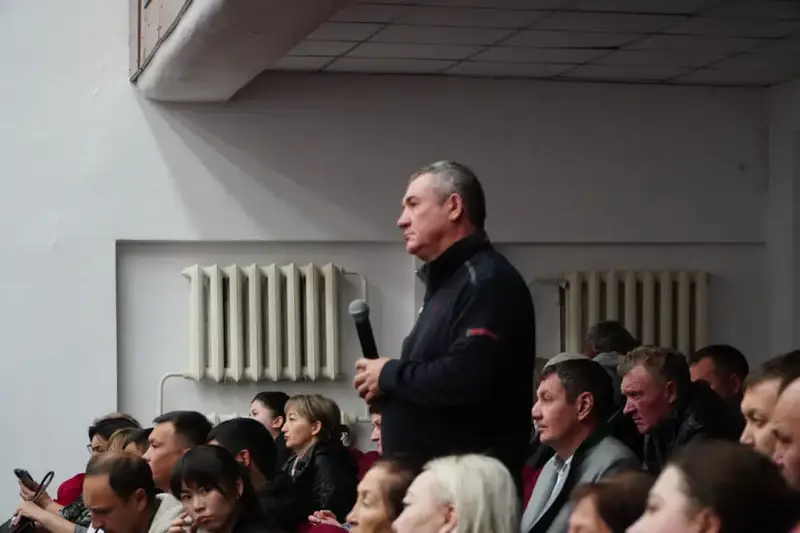 Марат Ахметжанов встретился с жителями Аккольского района (6)