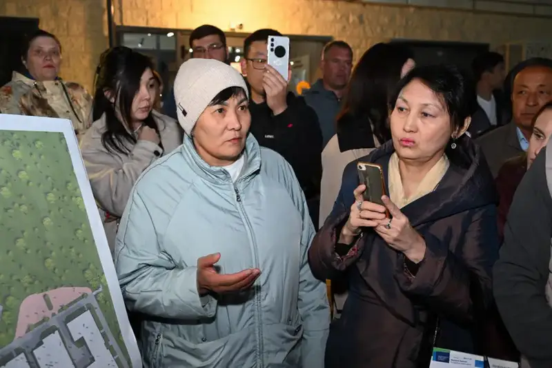 Встреча акима Алматы с жителями Auezov City обсуждение реконструкции резервуара Думан Астане