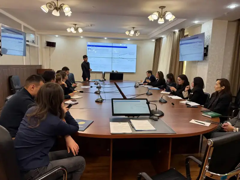Семинар в Министерстве: сотрудники осваивают казахский язык для эффективной работы Астане