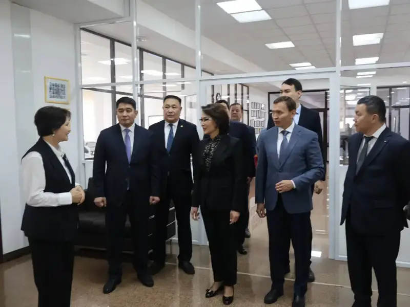 Министр здравоохранения Казахстана отмечает успехи медицинского университета в Актобе и востребованность выпускников на рынке труда Астане