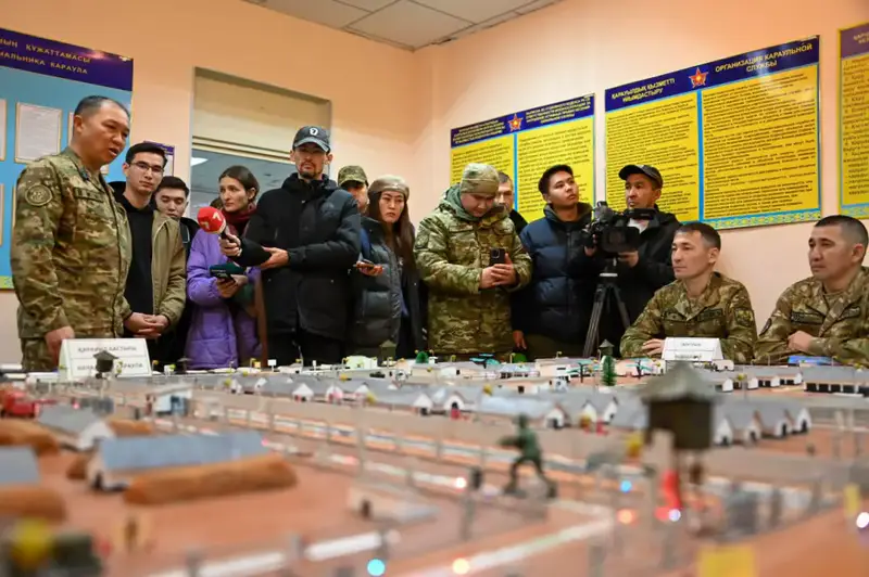 За кулисами армейской службы: журналисты побывали в воинских частях области Абай (2)