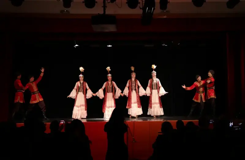 Мелодии, объединяющие народы: BIRLIK в Париже! Астане