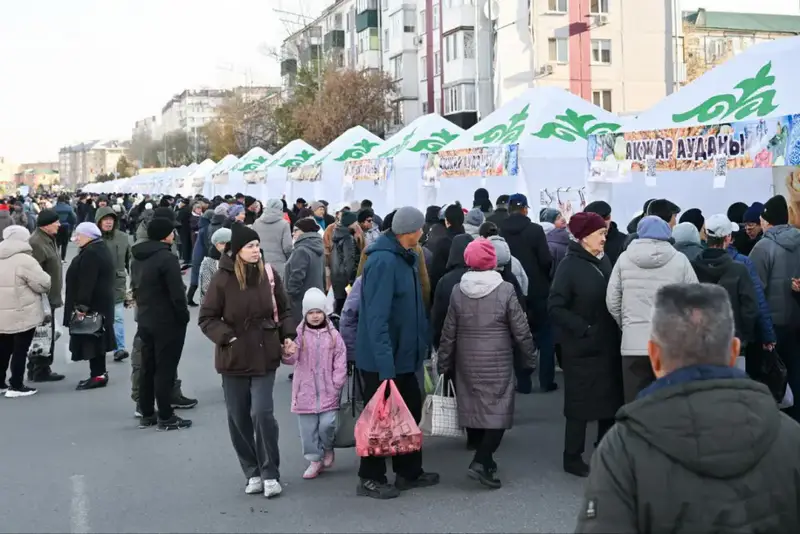 Праздник урожая: сельскохозяйственная ярмарка наполнила областной центр дарами природы Астане