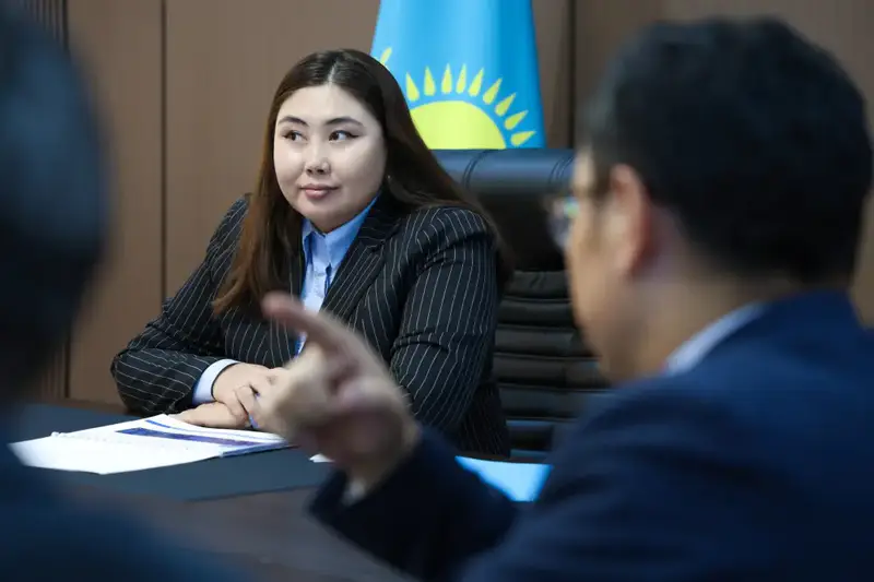 Цифровизация сферы ЖКХ: вице-министр Жаннат Дубирова встретилась с China Telecom (4)