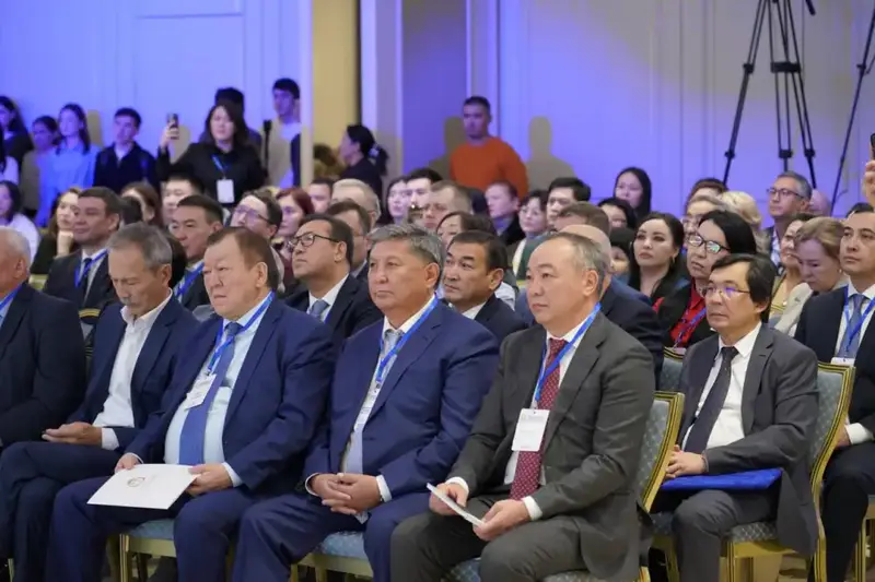 В Астане прошла научно-практическая конференция, посвященная обсуждению актуальных проблем медицины (7)