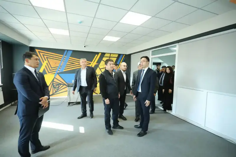 Нурдаулет Килыбай принял участие в открытии молодёжного ресурсного центра Каракиянском районе (4)