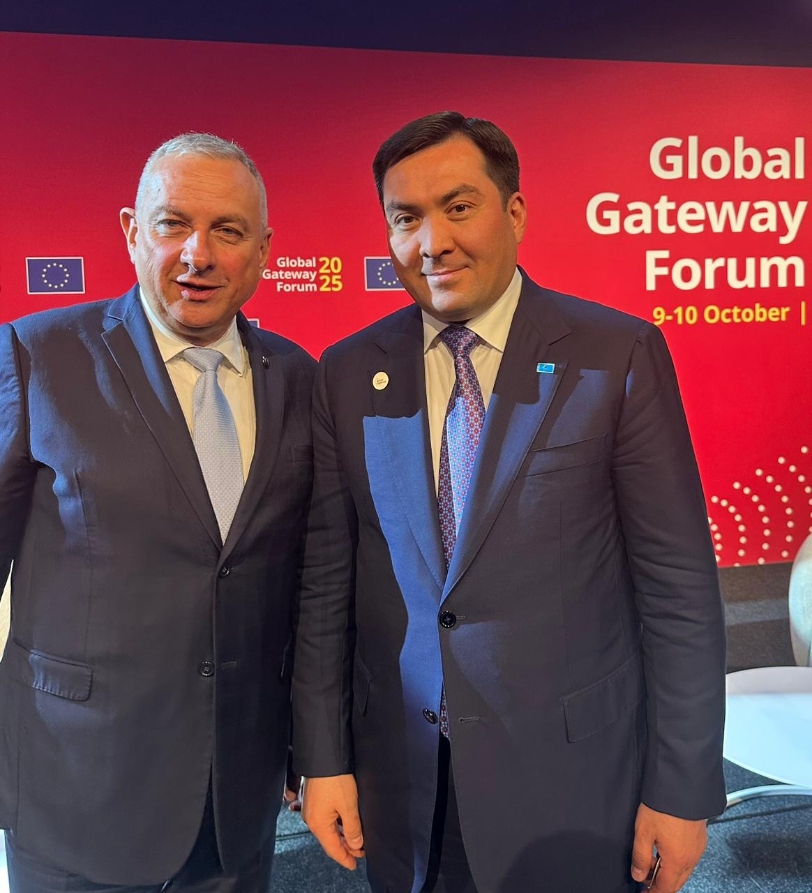 Казахстан – ключевой энергетический партнер для ЕС: в Брюсселе подписаны новые соглашения в сфере «зеленой» энергетики (6)