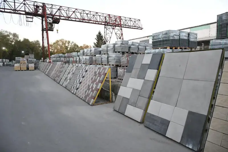 Аким Алматы посетил заводы и фабрики Жетысуского района для поддержки местных производителей Астане