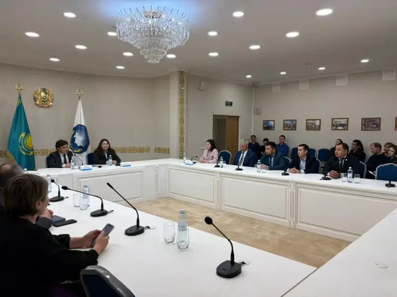 Жаннат Дубирова встретилась с акмолинцами: область хочет стать участником пилота по установке умных приборов учёта (4)