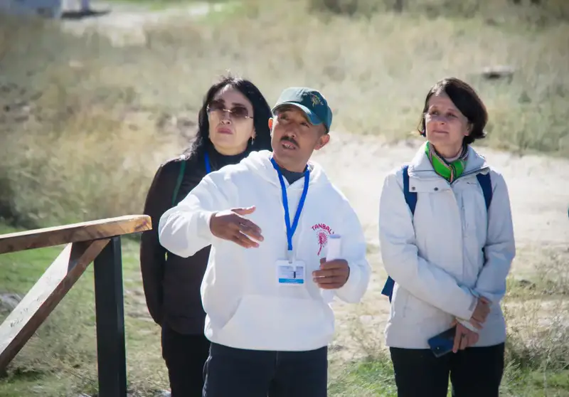 Состоялся международный духовно-культурный вечер «История высеченная на камне в исследованиях Шокана» (5)