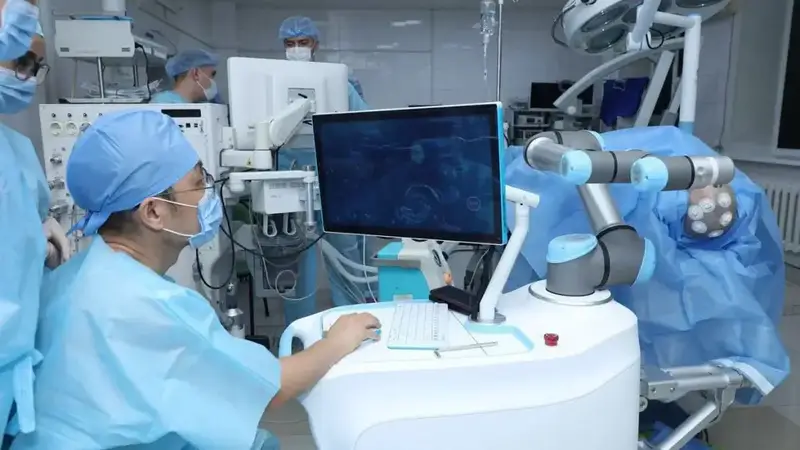 Внедрение нейрохирургического робота в Караганде: рост высокотехнологичных операций на мозге до 300 в год Астане