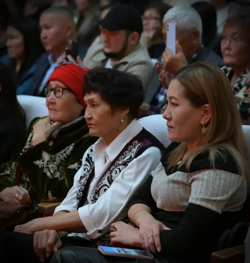 В Экибастузе открылся новый театр «Ертіс-Баян» (3)