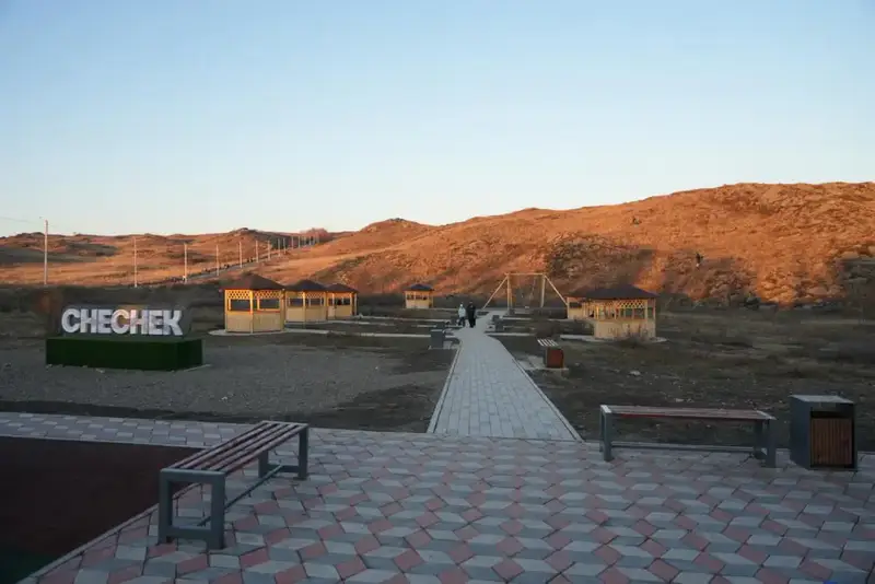 Усть-Каменогорск завершает благоустроительные проекты, включая расширение дорог и создание детских площадок Астане