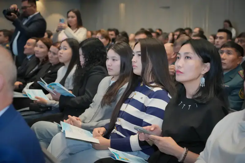 В столице прошла Международная научно-практическая конференция, посвященная Дню Республики (9)