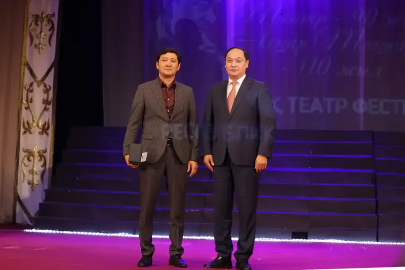 В Таразе стартовал республиканский театральный фестиваль (5)