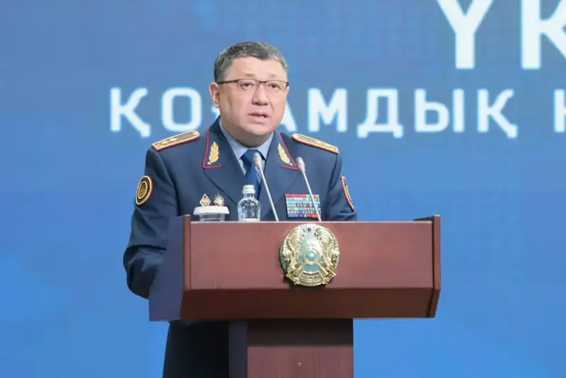 Ержан Саденов поднимает вопрос о безопасности граждан в условиях праздников Астане