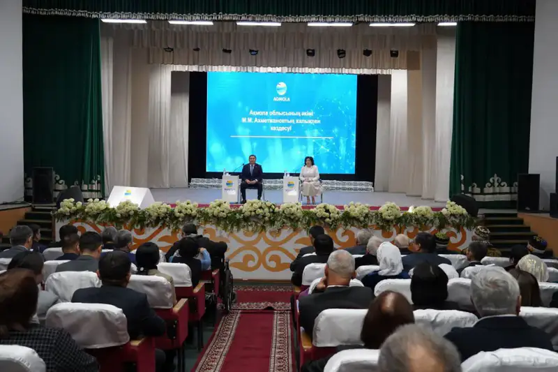 Марат Ахметжанов обсудил с жителями Атбасарского района итоги уборочной кампании и вопросы развития региона (10)