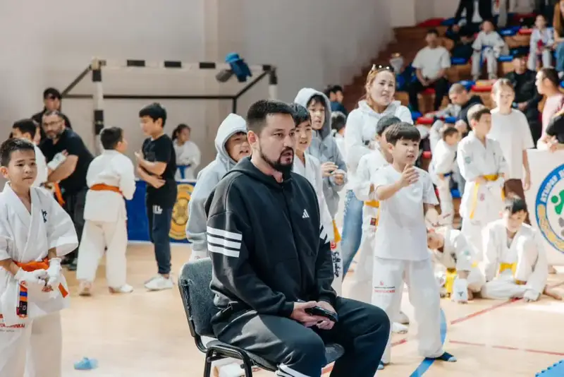 Каратэ против наркотиков: более 300 подростков на турнире Астане