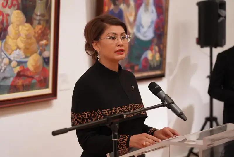 Казахстанские шедевры засияли в Москве: искусство, объединяющее народы Астане