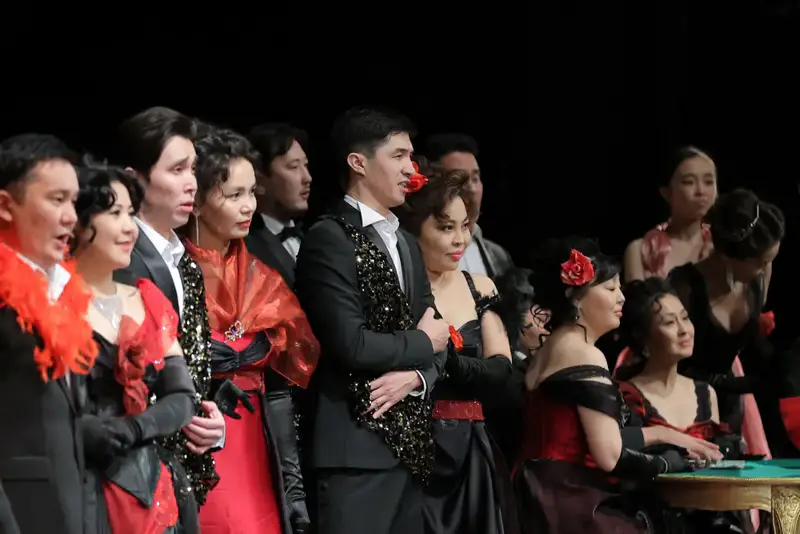 Ксения Нестеренко: Виолетта, которой не устоять! Астане