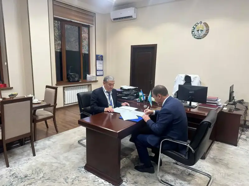 ВЕДУЩИЕ ХИРУРГИ ЦЕНТРА ИМЕНИ А.СЫЗГАНОВА ПРОВЕЛИ 17 СЛОЖНЕЙШИХ ОПЕРАЦИЙ ПАЦИЕНТАМ ИЗ УЗБЕКИСТАНА (6)