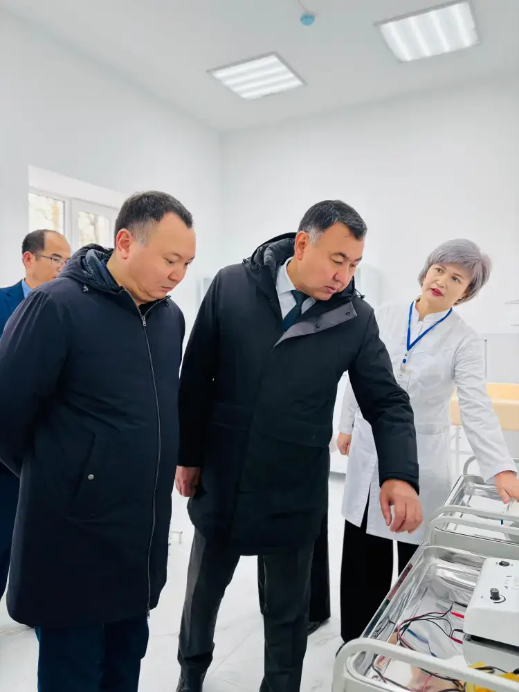 День Республики: В Кобдинском районе введены в эксплуатацию два новых медицинских пункта (2)