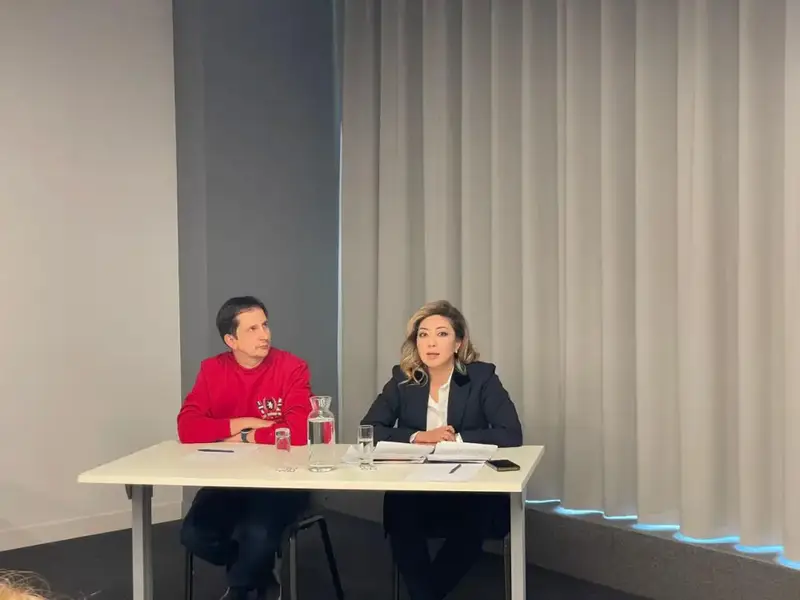 Первый вице-министр торговли и интеграции обсудила с алматинским бизнесом актуальные вопросы в сфере торговли. (8)