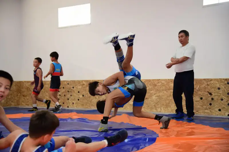 В селе К. Нокина в пригороде Актобе открылся новый спортивный комплекс (6)