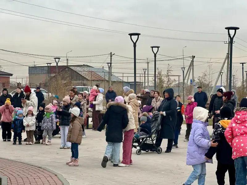 В Астане начались праздничные концерты ко Дню Республики (4)