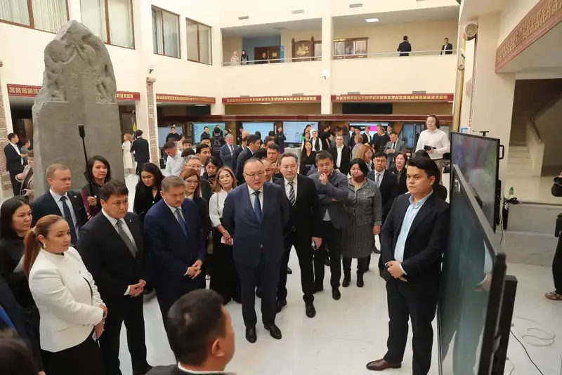 Обсуждение цифровых компетенций на Международном форуме стратегических партнеров в Астане Астане