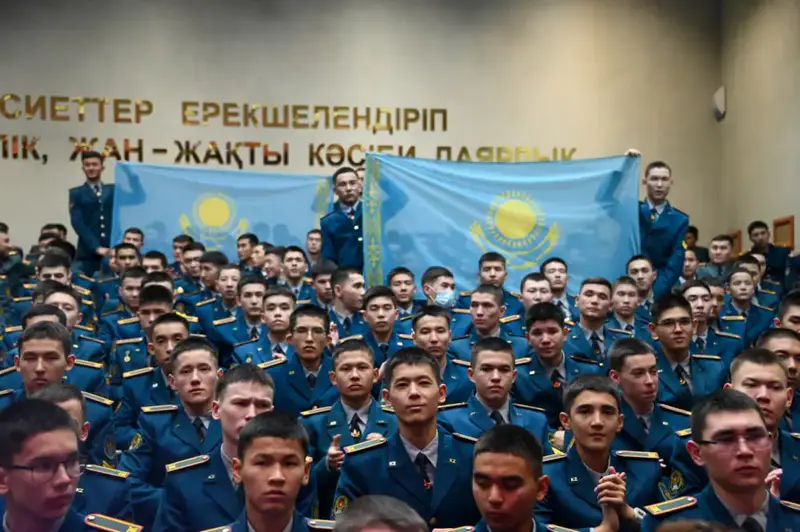 В столичном военном колледже состоялось мероприятие ко Дню Республики (6)