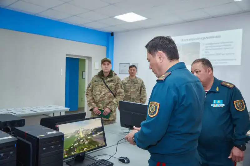 Главнокомандующий Национальной гвардией проверил воинские части в городе Усть-Каменогорск (2)
