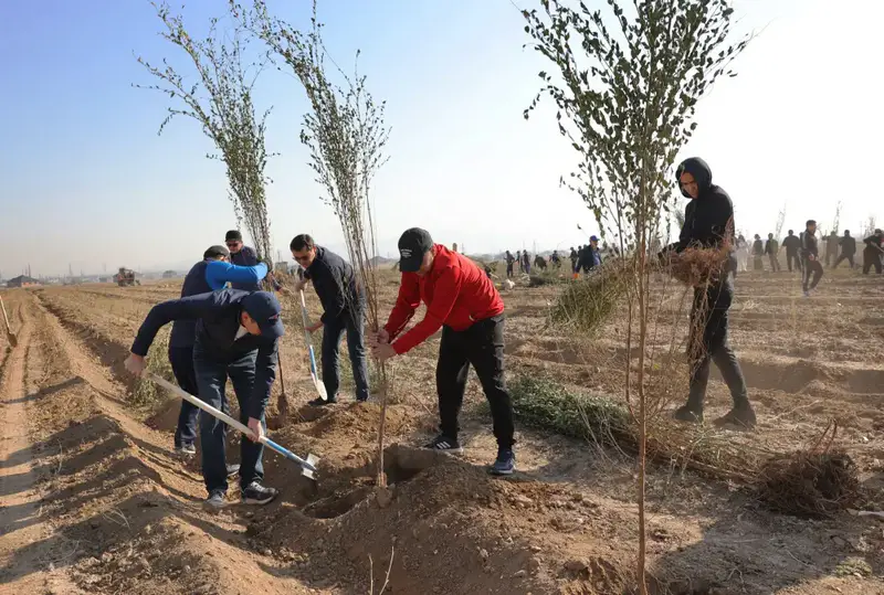 Ербол Карашукеев принял участие в акции «Таза Қазақстан» (2)