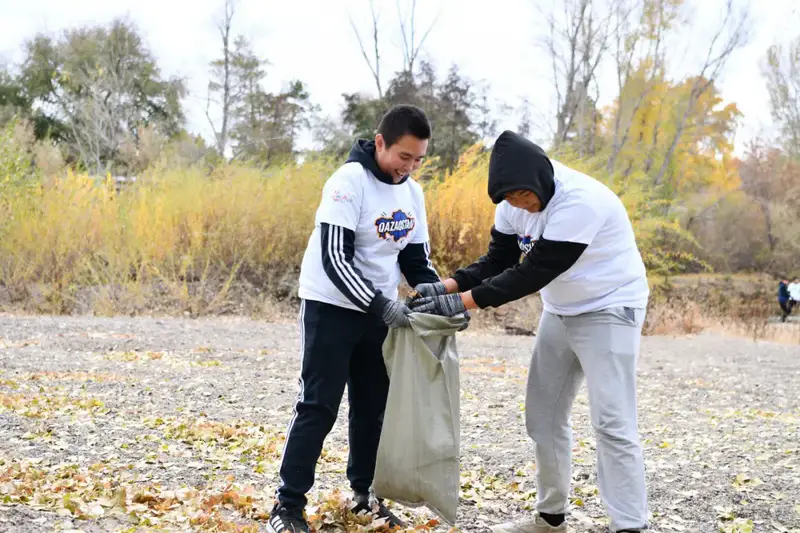 В рамках общенациональной экологической акции «TAZA QAZAQSTAN» в Актобе проведёны общегородские субботники (5)