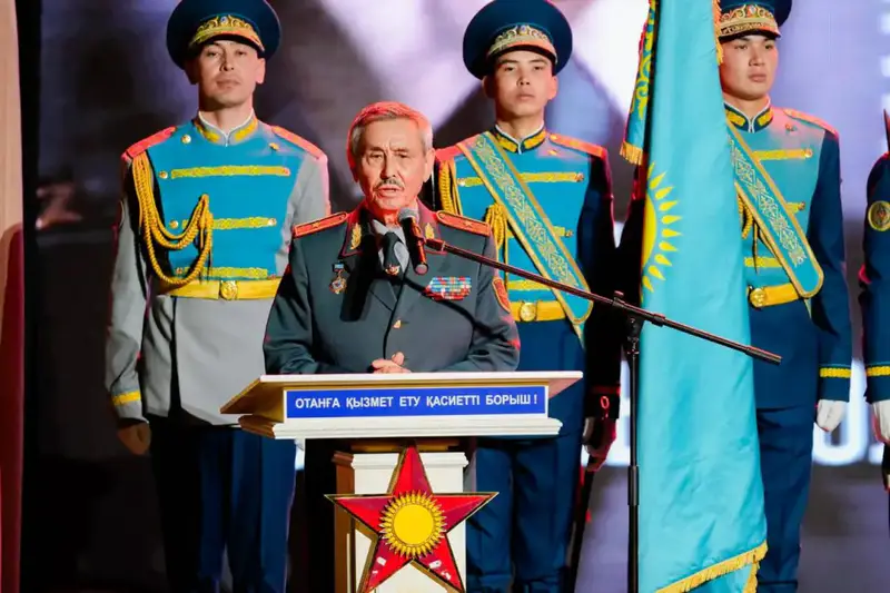 «Защищать Родину — дело настоящих мужчин!»: В Астане прошло военно-патриотическое мероприятие (4)