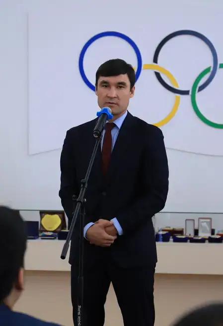 Карагандинская команда «Шахтёр-М» завоевала серебро первенства Казахстана по футболу (3)