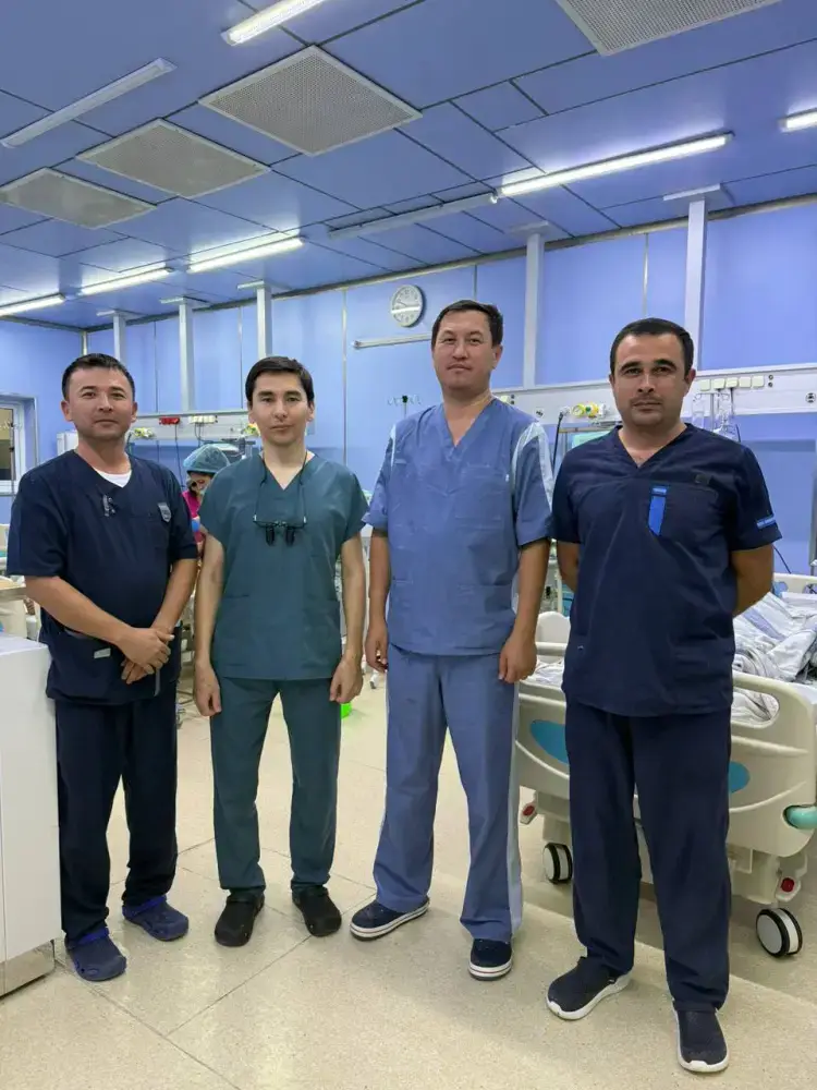 ВЕДУЩИЕ ХИРУРГИ ЦЕНТРА ИМЕНИ А.СЫЗГАНОВА ПРОВЕЛИ 17 СЛОЖНЕЙШИХ ОПЕРАЦИЙ ПАЦИЕНТАМ ИЗ УЗБЕКИСТАНА (2)