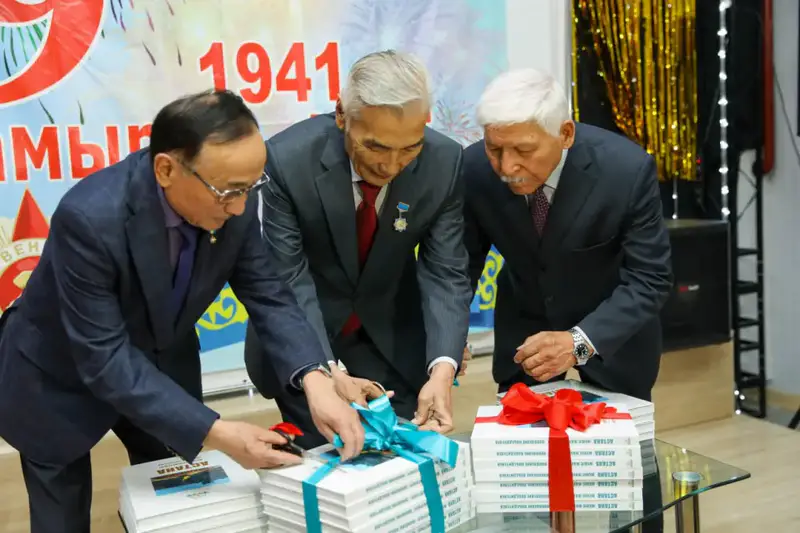 Ветераны передадут книгу «Астана. Поколение победителей» в библиотеки школ (3)