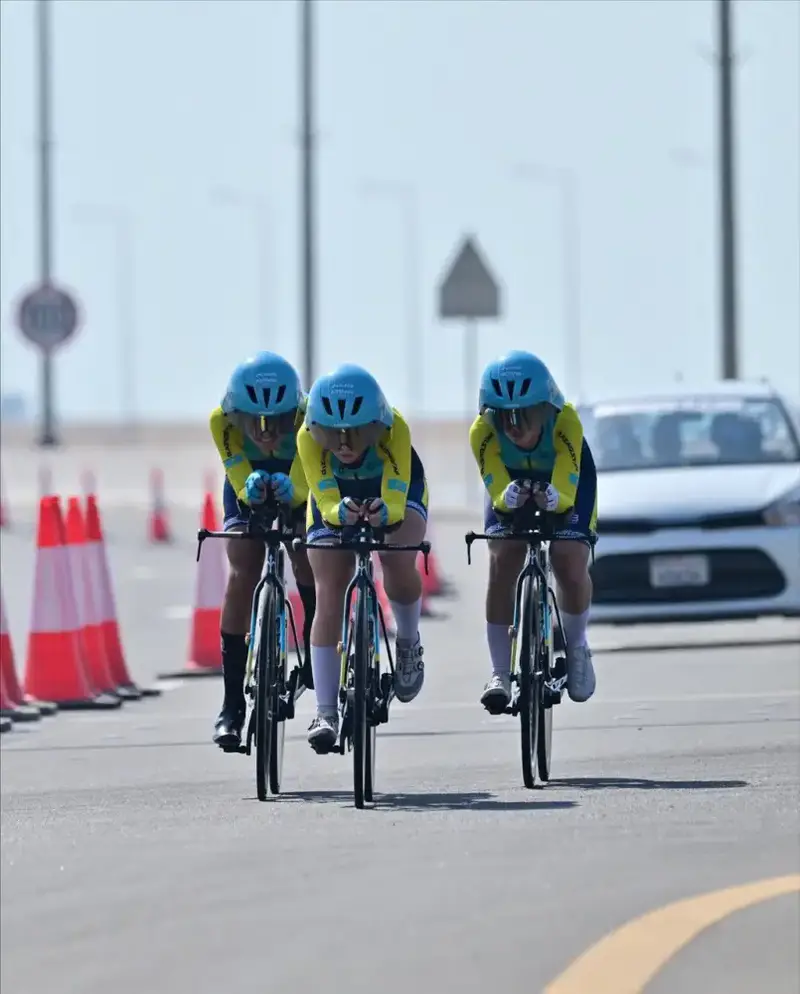 Казахстанская велогонщица: золото в командной эстафете! Астане