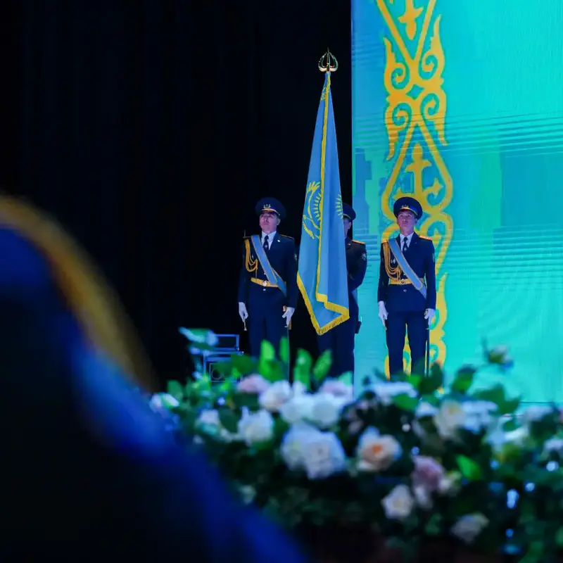 ТУРКЕСТАН: В ЧЕСТЬ 30-ЛЕТИЯ СЛУЖБЫ ПО ЧРЕЗВЫЧАЙНЫМ СИТУАЦИЯМ ЧЕСТВОВАЛИ СПАСАТЕЛЕЙ (4)