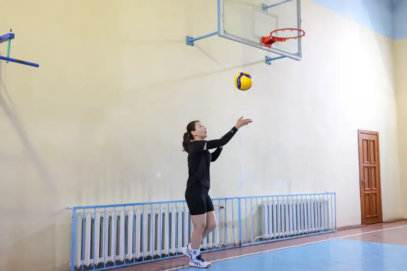 В преддверии празднования Дня Республики в Академии правосудия при Высшем Судебном Совете состоялся товарищеский турнир по волейболу (7)